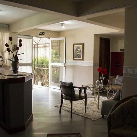 ホテルResidencial Vanessa クリチバ エクステリア 写真