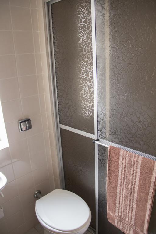 ホテルResidencial Vanessa クリチバ 部屋 写真