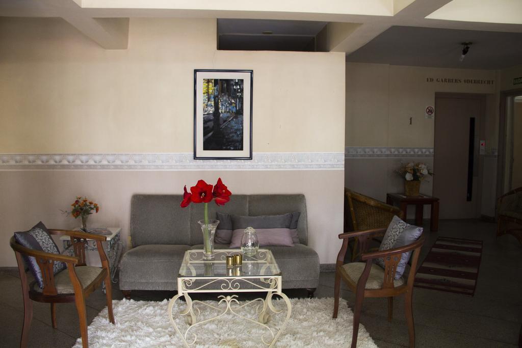 ホテルResidencial Vanessa クリチバ エクステリア 写真